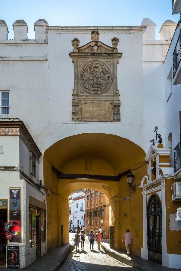 Descubrehome Postigo Inner Patio Seville Exterior photo